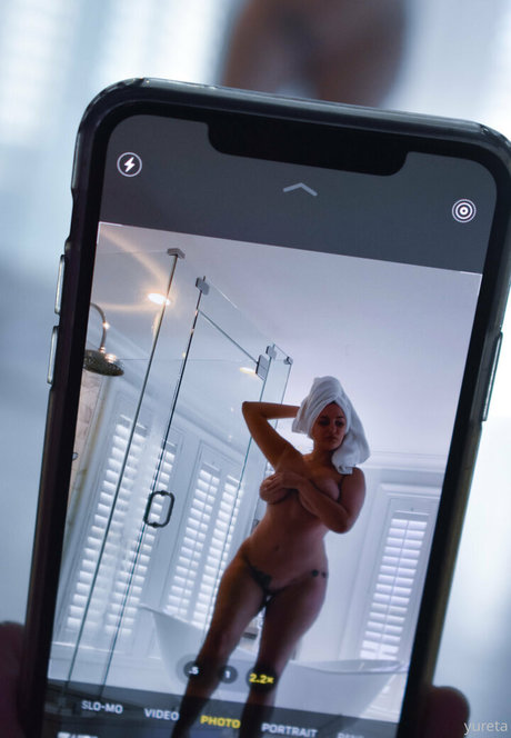 シャワーヌードOnlyFans HD 写真