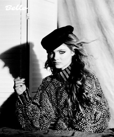 Freya Allan ポルノスター 写真