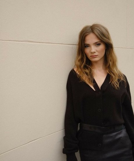 asmr フェラチオ onlyfans アートヌード 画像