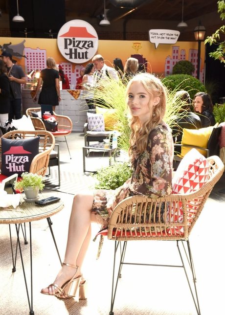 Freya Allan 限定モデル アーカイブ