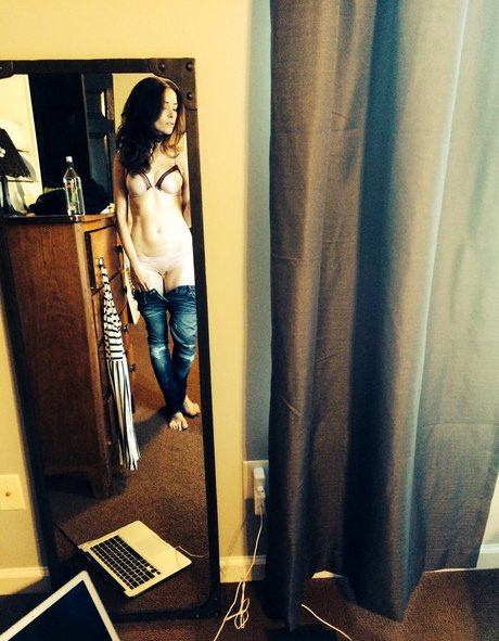 Abigail Spencer 美しいモデル 写真