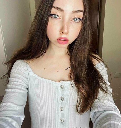 ivy i ヌードモデル 写真