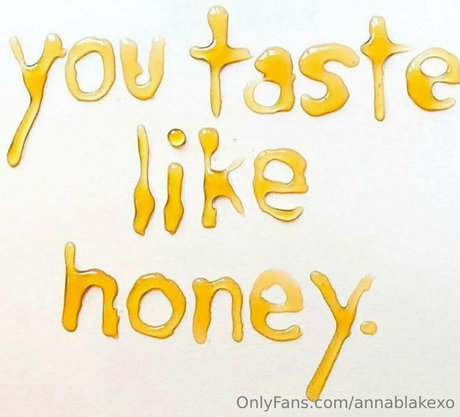 annablakexo ポルノスター ギャラリー