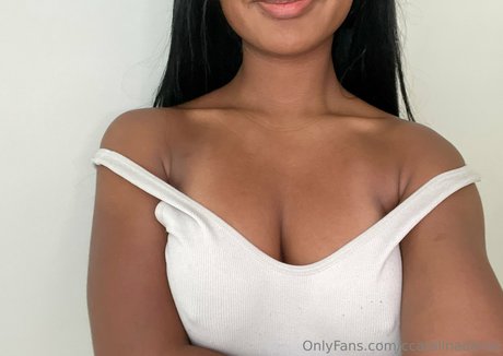 客室乗務員 OnlyFans アートポルノ ギャラリー