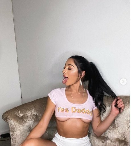 babydezxx 素敵なポルノスター 写真