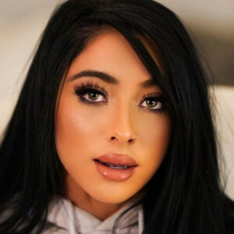 babydezxx ポルノスター エロティック 画像