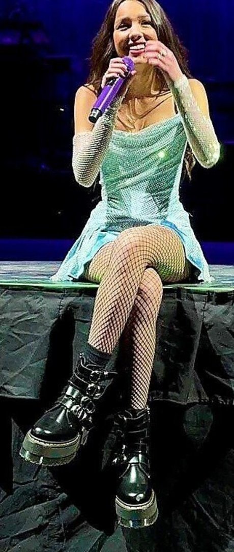 リップスオンリーファンズ ポルノグラフィック ギャラリー