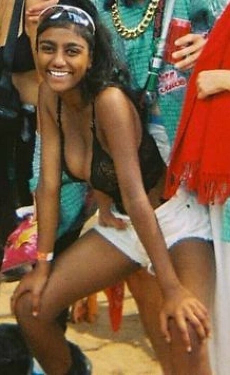 姉妹OnlyFans ホットポルノ 写真