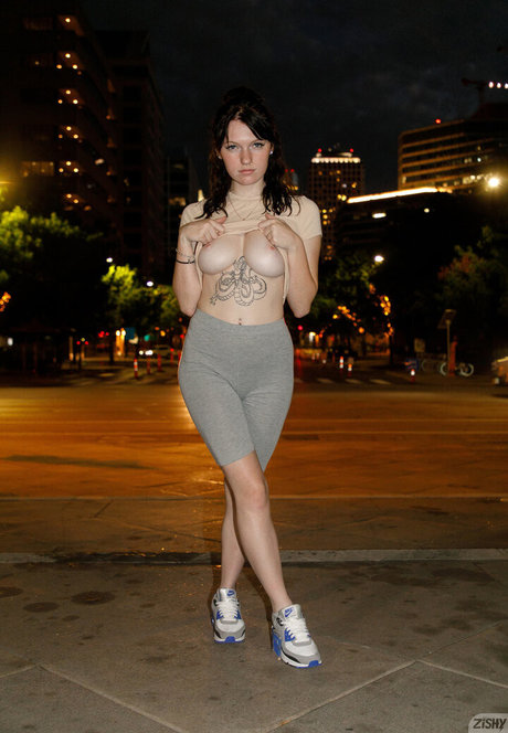 ティーンヌードOnlyFans ヌード 写真