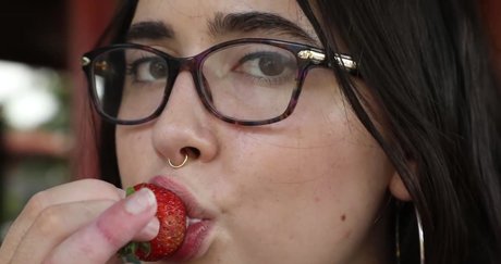 ハードファックOnlyFans 美しい裸 写真