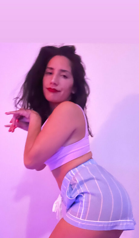 ビキニストリップOnlyFans 無料裸 写真