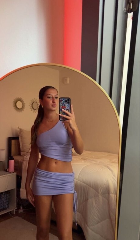 Addie Forche ヌードモデル 写真