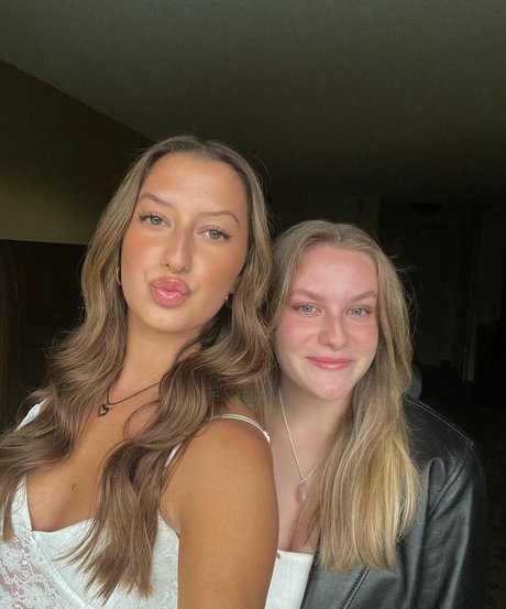 Addie Forche 無料モデル 写真