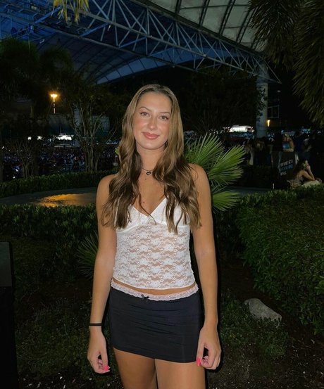 Addie Forche ポルノスター ベスト 画像