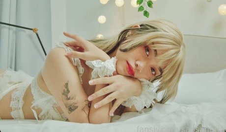 Sab Sangria 完璧な女優 写真