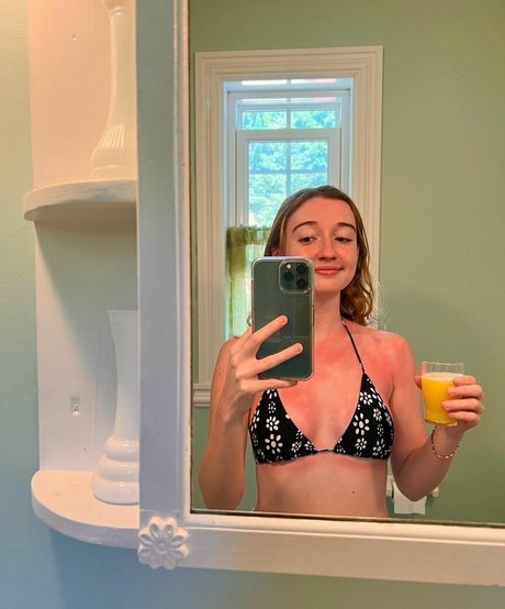 Stacey Ryan エロティックなポルノスター 画像