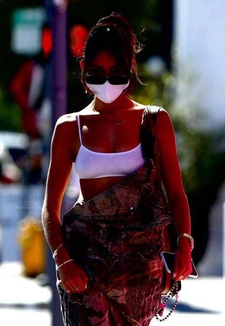 アジア人トゥインクOnlyFans ポルノ ギャラリー