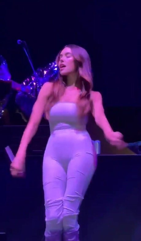 ティーンヌードOnlyFans アートポルノ ギャラリー