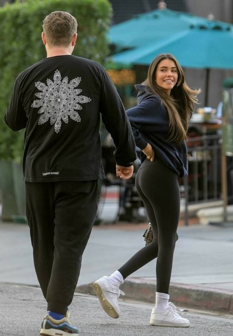 シーンオンリーファン セクシーヌード 写真