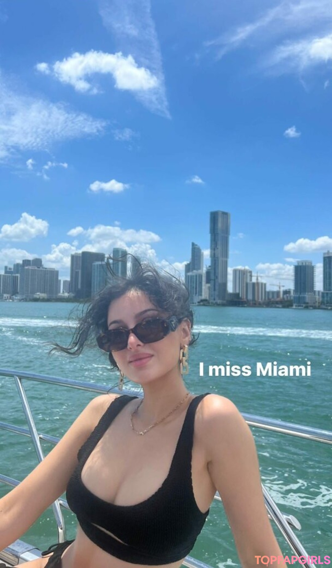 Sssniperwolf ポルノスター パーフェクト 写真