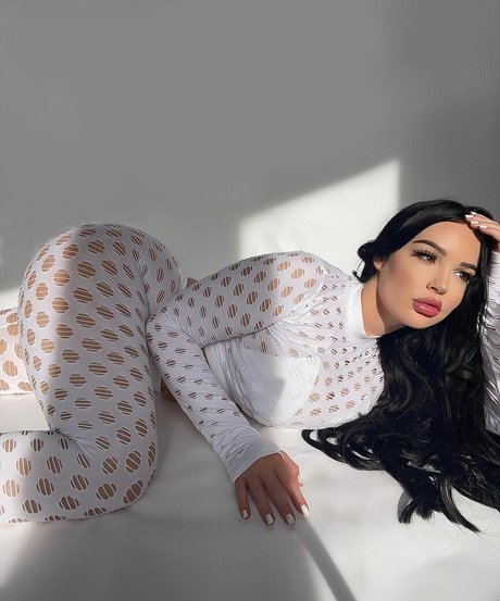 Elizabeth Georgina スター 画像