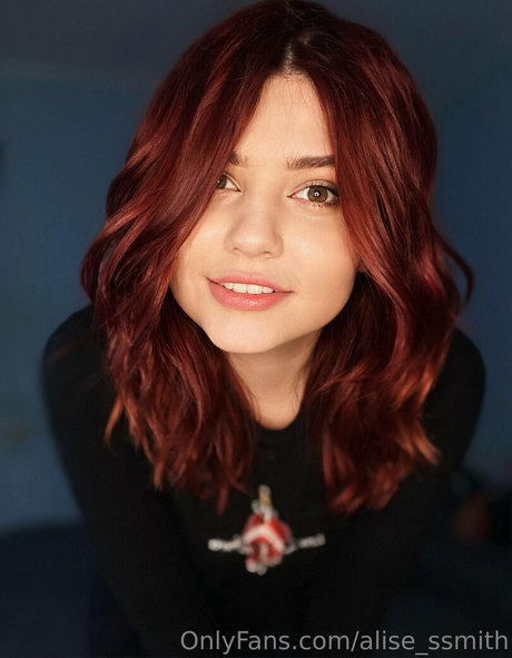 Alie Smith ポルノスター エロティック 写真