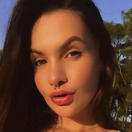 Celle Pinto ホットスター 画像