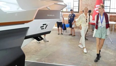 Cara Delevingne 裸の女優 画像