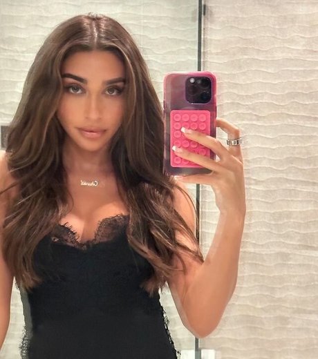 双子の姉妹OnlyFans 美しいヌード 写真