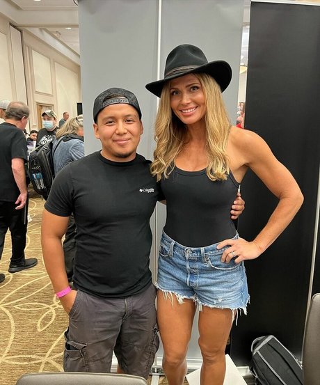 アジアンジム OnlyFans アートxxx 写真