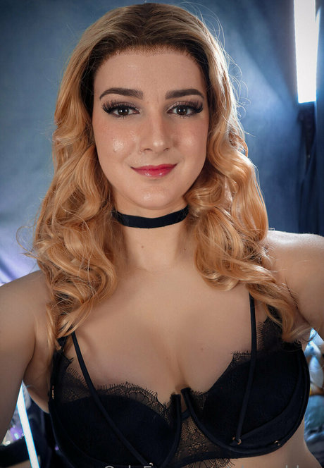 Ashley Barron top profile image