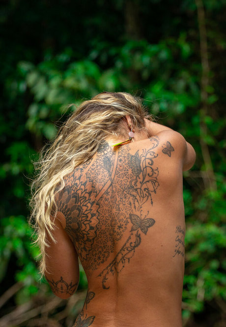 若い熟女OnlyFans セックス 画像