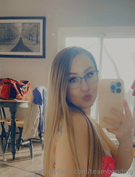 姉妹OnlyFans アートxxx 写真