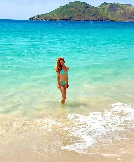 コメディアンのOnlyFans ホット 写真