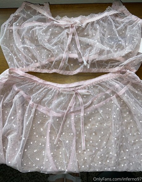 ナイロン足 OnlyFans 無料セクシー 写真