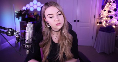 Dizzykitten ホットモデル 画像