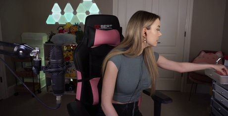 Dizzykitten 無料モデル アーカイブ