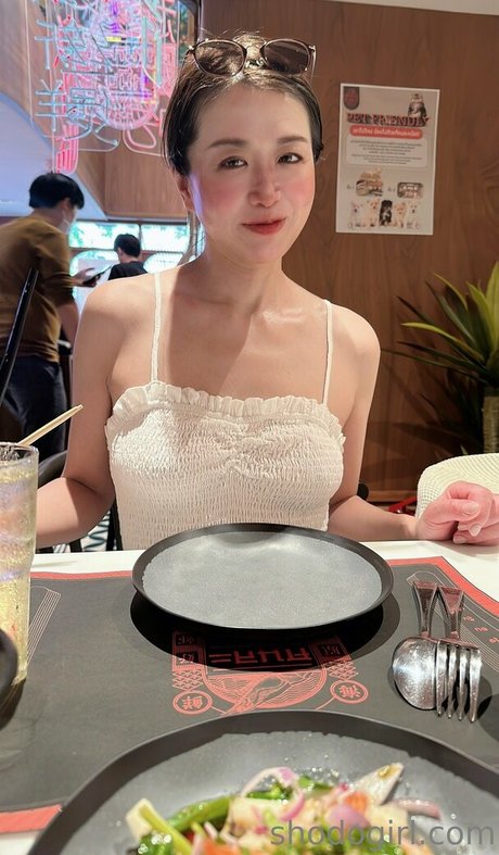 shodogirl ポルノモデル 写真