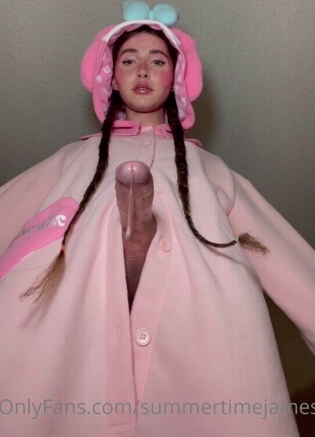 かわいい巨乳OnlyFans ヌード ギャラリー