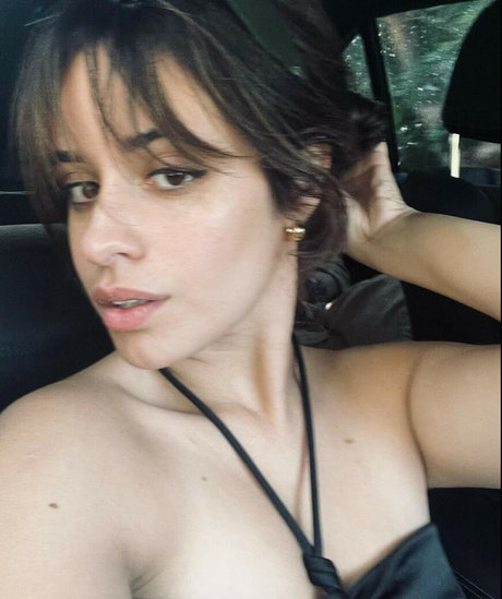 Camila Cabello ポルノスター 無料 写真