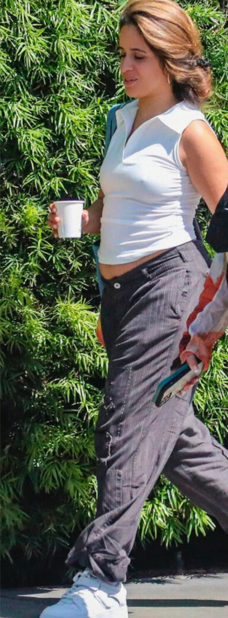 スキニーアスオンリーファンズ アートxxx 画像