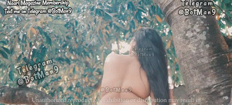 ぽっちゃりブロンドOnlyFans ヌード 写真