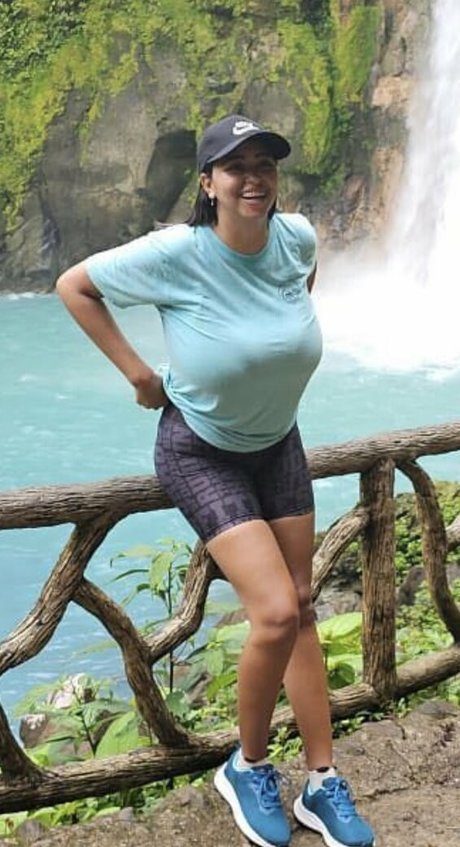 アジア人トゥインクOnlyFans アート裸 写真