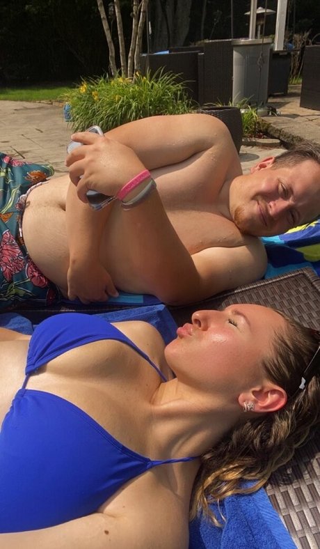 スリムな熟女OnlyFans セクシーヌード 画像