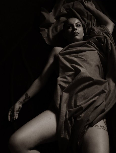 Marija Barbulovic ポルノスター セクシー アーカイブ