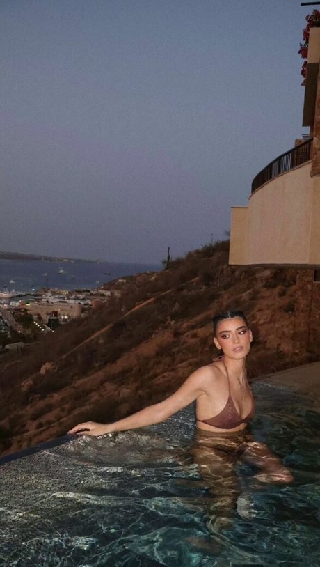 Dixie D Amelio スター xxx ギャラリー