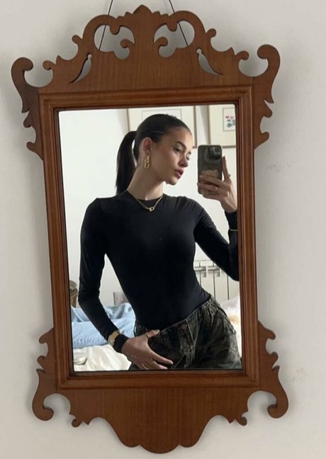 潮吹きマンコOnlyFans 美しいヌード 写真