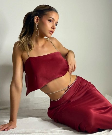 巨乳のマンコOnlyFans 無料セックス 画像