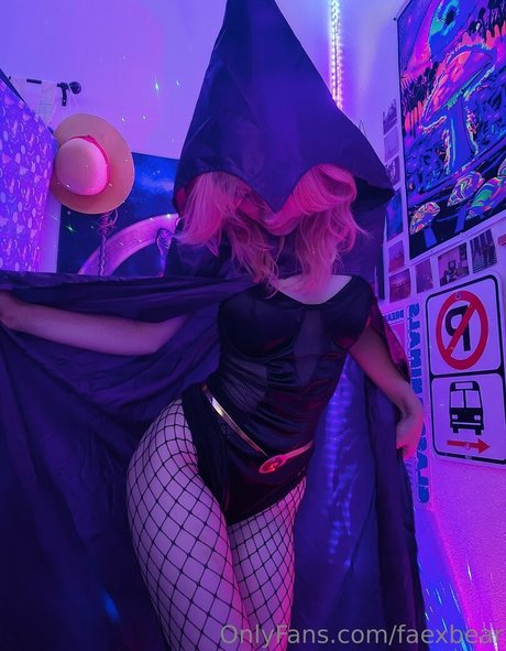 faexbear ポルノスター 裸 アーカイブ