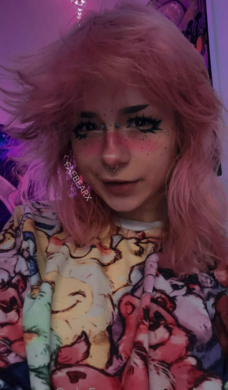 faexbear セクシーなスター 画像